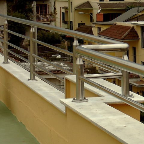 Ringhiera per balcone in acciaio inox