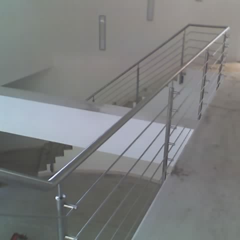 Balaustra in acciaio per scala e soppalco